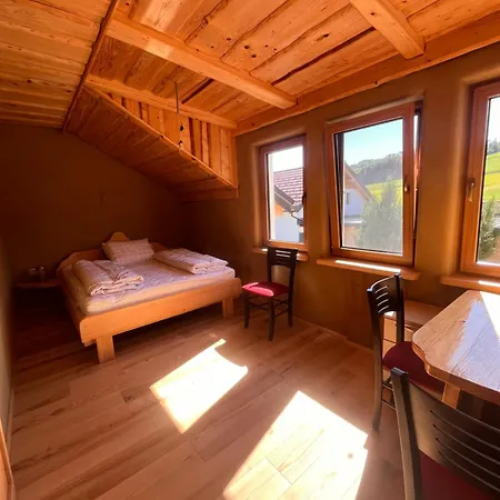 팜스테이 Ethno Holistic Village - Nature Retreat In Slovenia Apace
