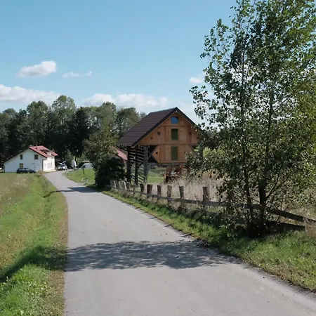 팜스테이 Ethno Holistic Village - Nature Retreat In Slovenia Apace