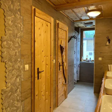 Farm stay Ethno Holistic Village - Nature Retreat In Slovenia *